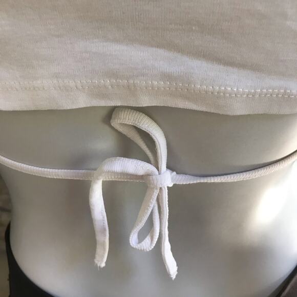 H & M Divided White Short Sleeve Crop Top with Tie Back Women's Size Small - Picture 4 of 6